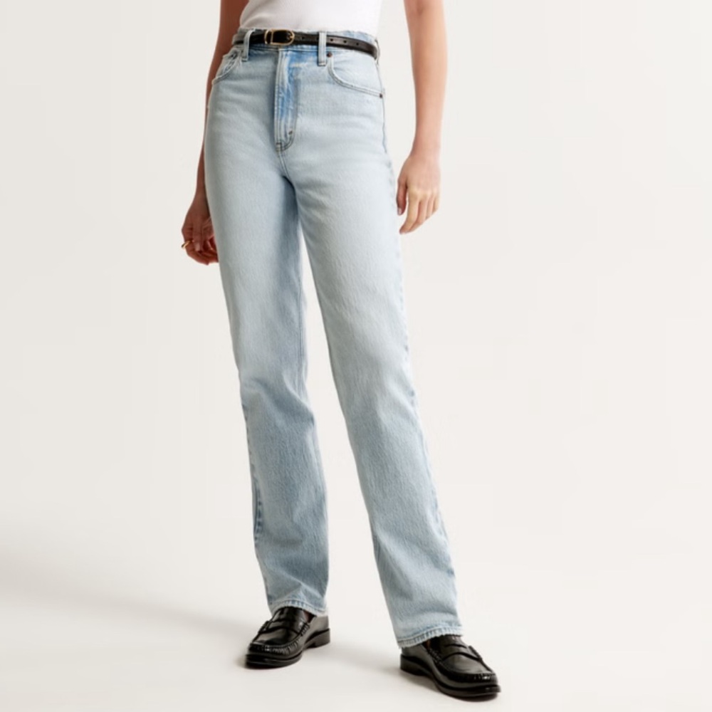 Abercrombie & Fitch Light Blue 90s Straight Leg Ultra High Rise Jeans